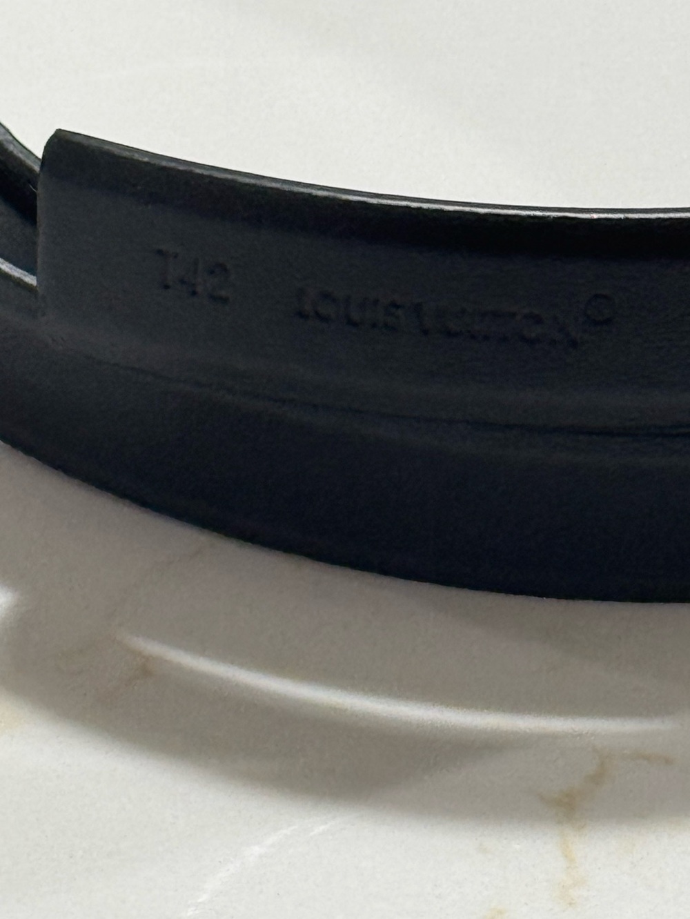 Louis Vuitton Black Leather Belt with Gold LV Signature Buckle - Picture 2 of 7